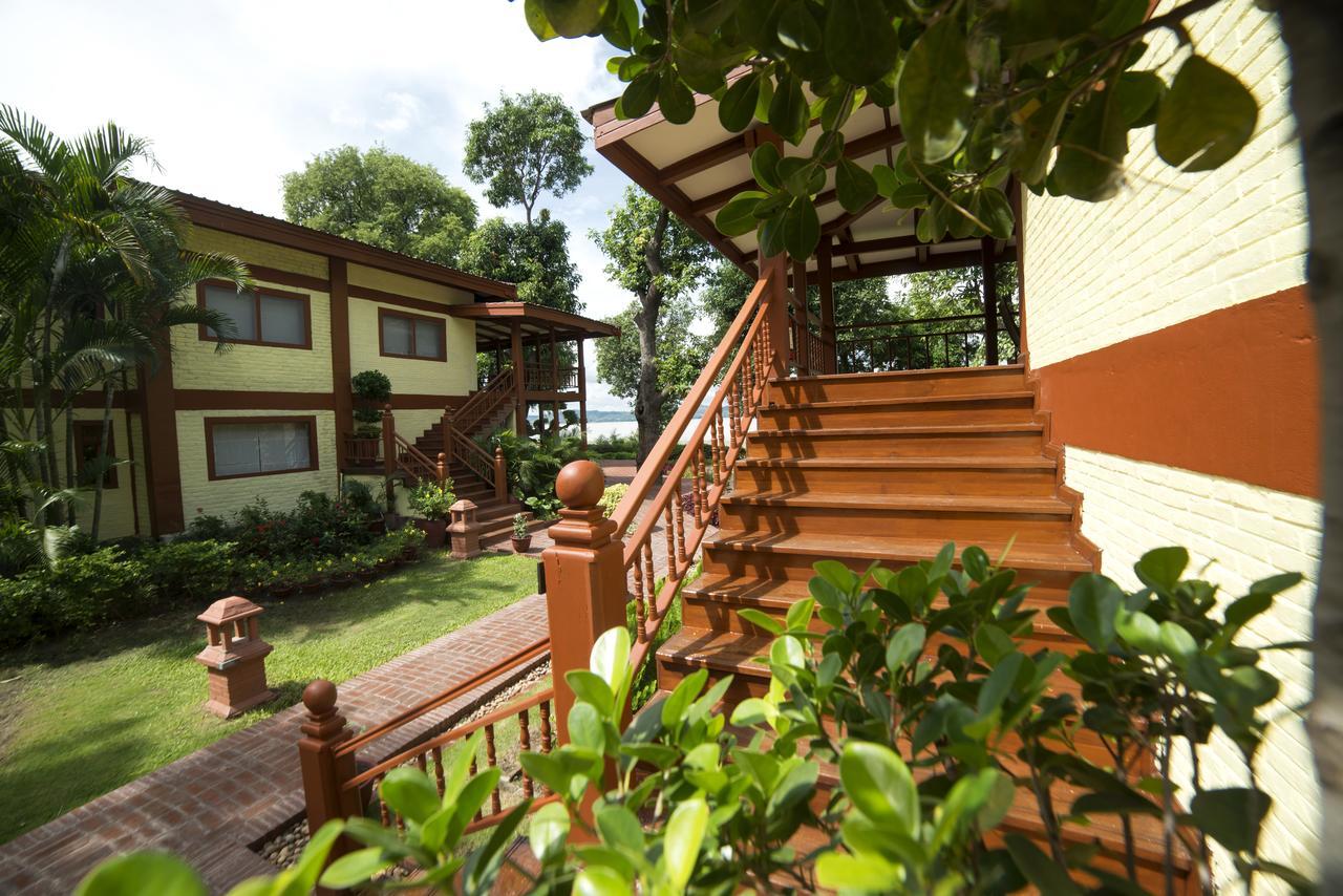 Bagan Thiripyitsaya Sanctuary Resort Exterior foto